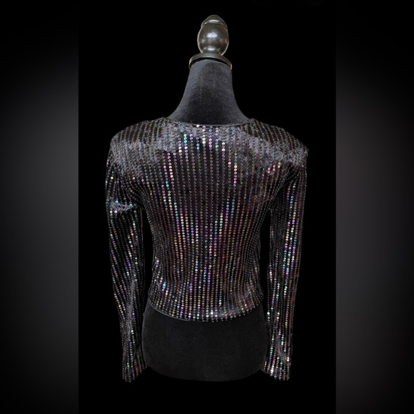 Black Crop Top - Picture 3 of 13